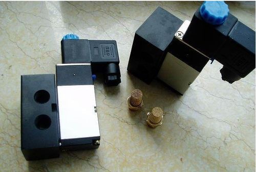 屬國內同行業具有規模,品種規格齊全,技術力量雄厚的鐵路器材銷售企業