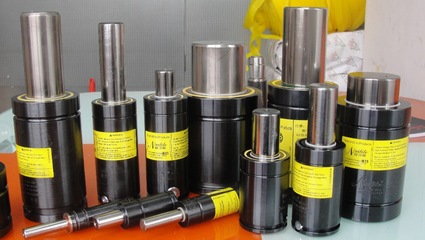工廠價直供氮氣彈簧NX1000-13|彈壓力大|占用空間小 - 工廠價直供氮氣彈簧NX1000-13|彈壓力大|占用空間小廠家 - 工廠價直供氮氣彈簧NX1000-13|彈壓力大|占用空間小價格 - 東莞市騰飛五金模具 - 